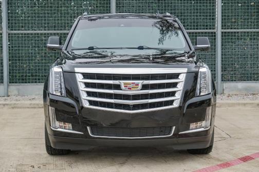 2017 Cadillac Escalade ESV Luxury