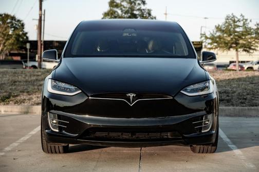 2017 Tesla Model X 90D