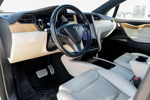 2021 Tesla Model X Long Range