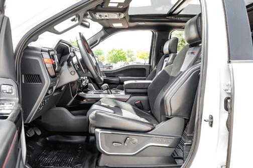 Avalanche 2024 Ford F-150 Raptor