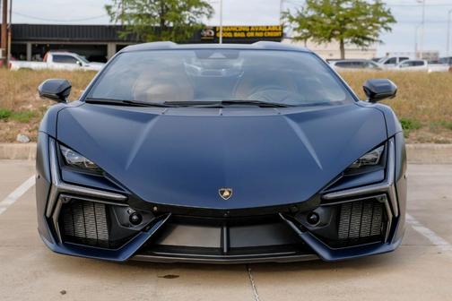 2025 Lamborghini Revuelto Base
