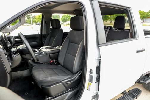 2020 Chevrolet Silverado 2500 Custom