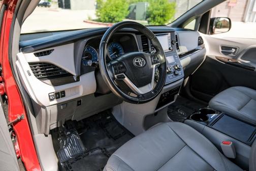 2018 Toyota Sienna