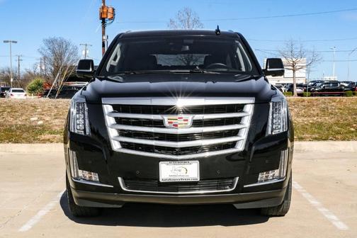 2018 Cadillac Escalade Luxury