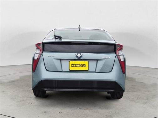 2016 Toyota Prius Four Touring