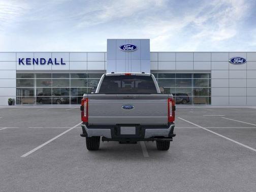 Avalanche 2026 Ford F-250 Lariat