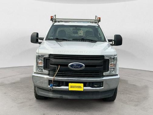 Oxford White 2019 Ford F-250 XL