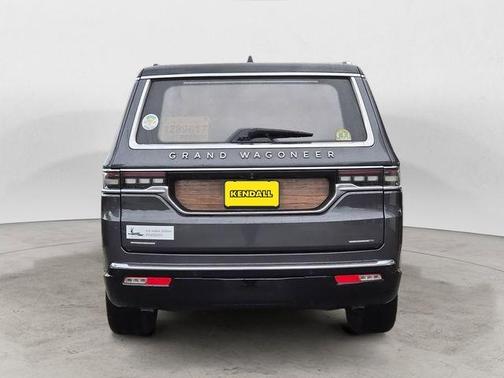 2022 Jeep Grand Wagoneer Series III