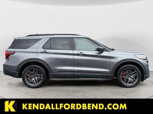 Gray Metallic 2026 Ford Explorer ST-Line