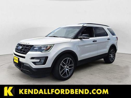 White Platinum Clearcoat Metallic 2017 Ford Explorer sport