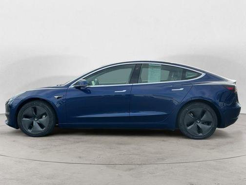 2019 Tesla Model 3 Standard Range Plus