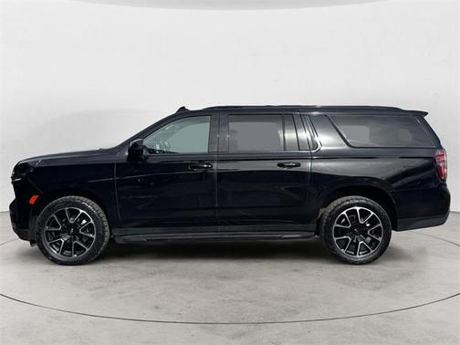 2022 Chevrolet Suburban RST