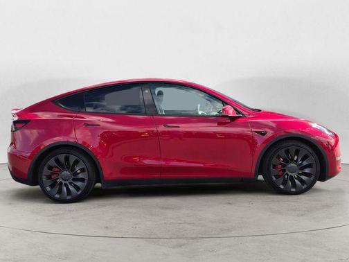 Red Multi 2023 Tesla Model Y Performance