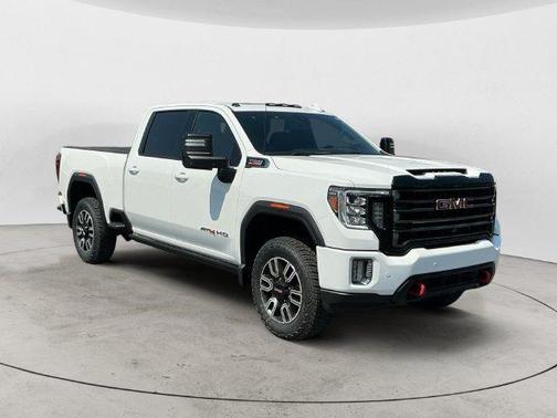 Summit White 2021 GMC Sierra 2500 AT4