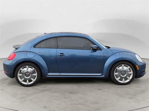 2016 Volkswagen Beetle 1.8T SEL