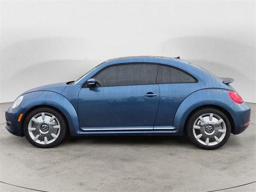 2016 Volkswagen Beetle 1.8T SEL