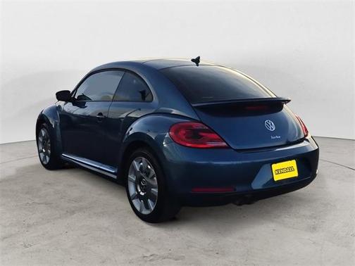 2016 Volkswagen Beetle 1.8T SEL