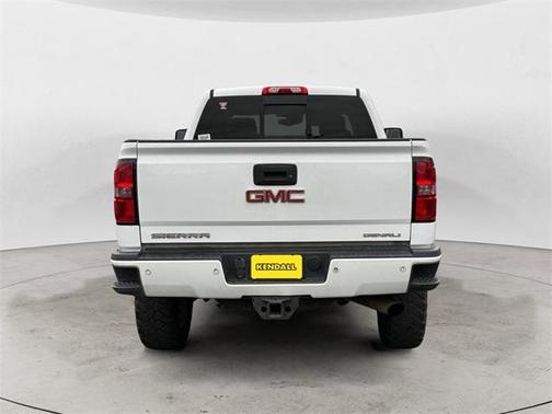 2015 GMC Sierra 2500 Denali