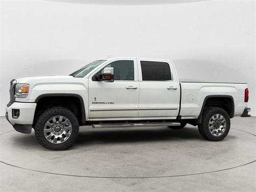 2015 GMC Sierra 2500 Denali