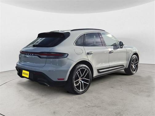 2023 Porsche Macan 