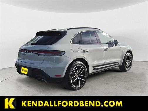 2023 Porsche Macan 