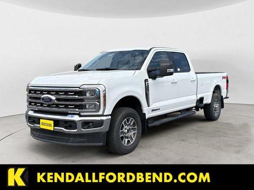 White 2025 Ford F-350 Lariat Super Duty