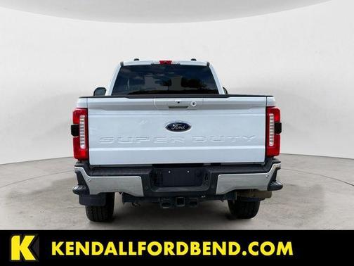 White 2025 Ford F-350 Lariat Super Duty