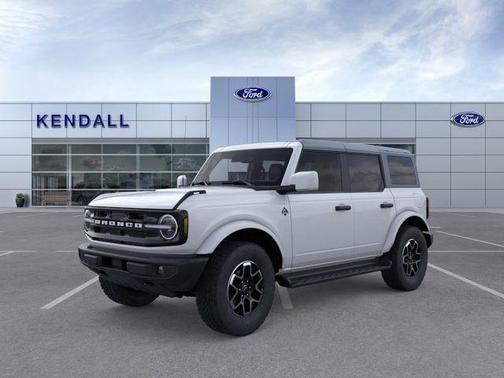 Oxford White 2026 Ford Bronco Outer Banks