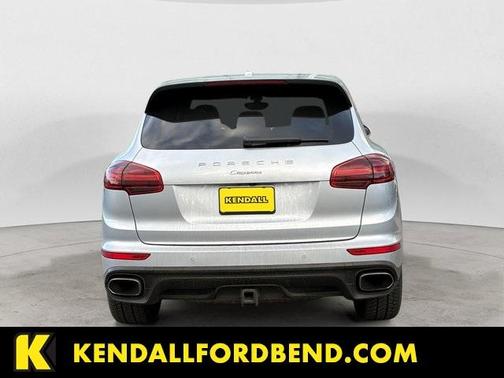 2016 Porsche Cayenne Base