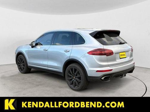 2016 Porsche Cayenne Base