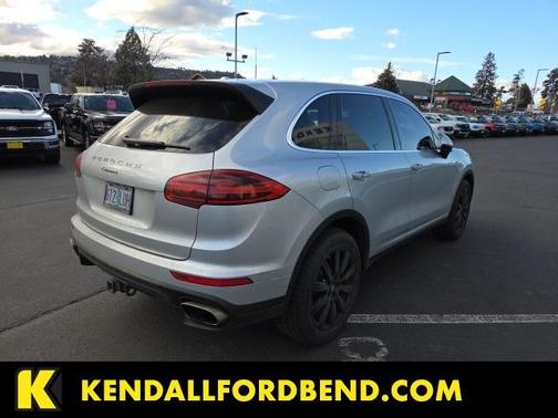 2016 Porsche Cayenne Base
