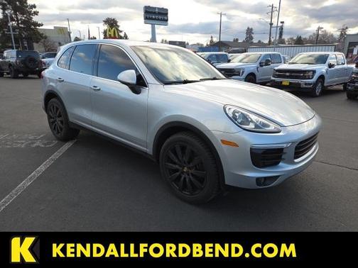 2016 Porsche Cayenne Base