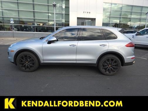 2016 Porsche Cayenne Base