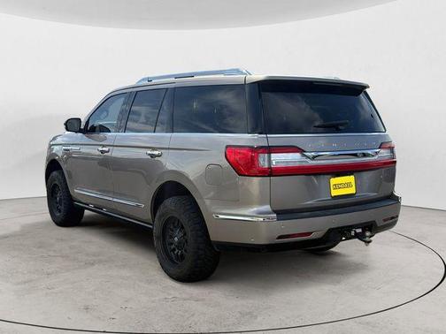 Mocha 2019 Lincoln Navigator Reserve