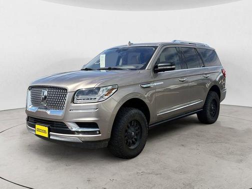 Mocha 2019 Lincoln Navigator Reserve