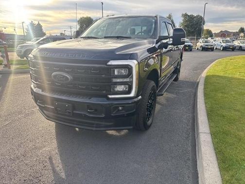 2024 Ford F-350 Lariat Super Duty