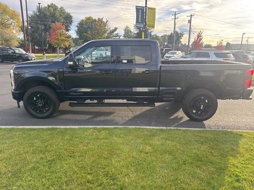 2024 Ford F-350 Lariat Super Duty