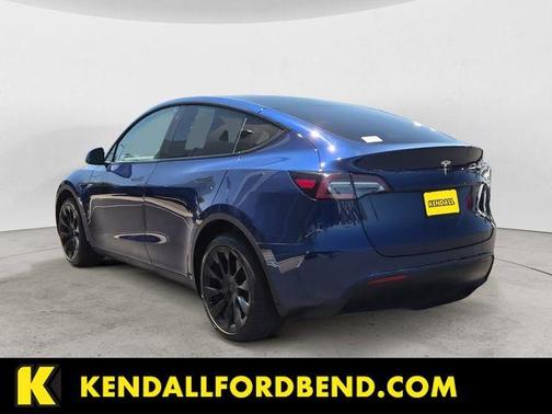 Deep Blue Metallic 2022 Tesla Model Y Long Range