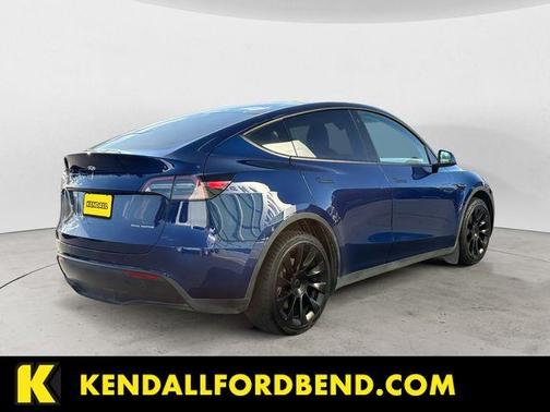 Deep Blue Metallic 2022 Tesla Model Y Long Range