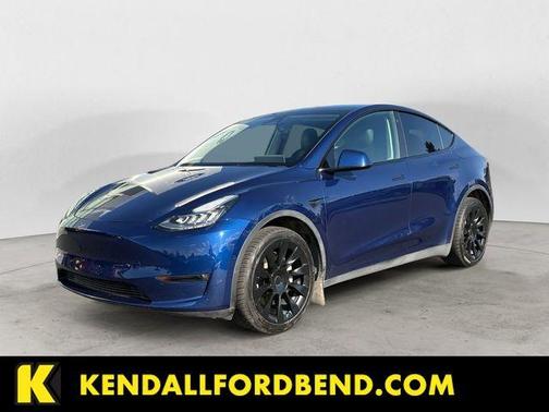 Deep Blue Metallic 2022 Tesla Model Y Long Range