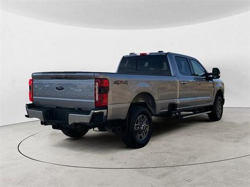2024 Ford F-350 Lariat Super Duty