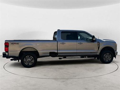 2024 Ford F-350 Lariat Super Duty