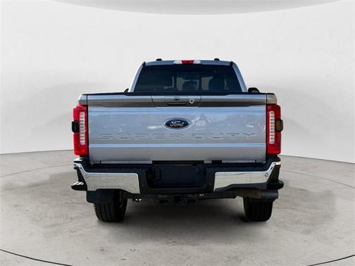 2024 Ford F-350 Lariat Super Duty