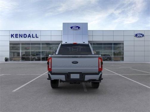 2025 Ford F-350 Lariat Super Duty