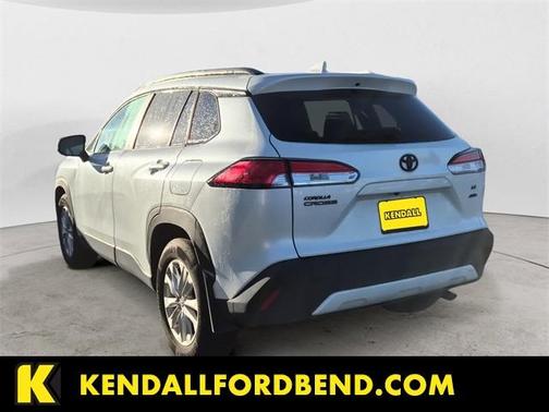 2022 Toyota Corolla Cross LE