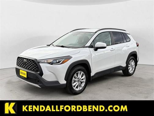 2022 Toyota Corolla Cross LE