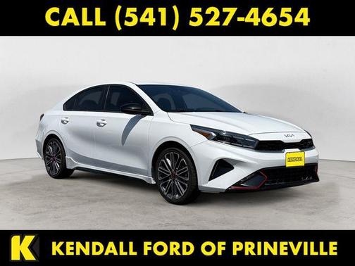 Snow White Pearl 2023 Kia Forte GT