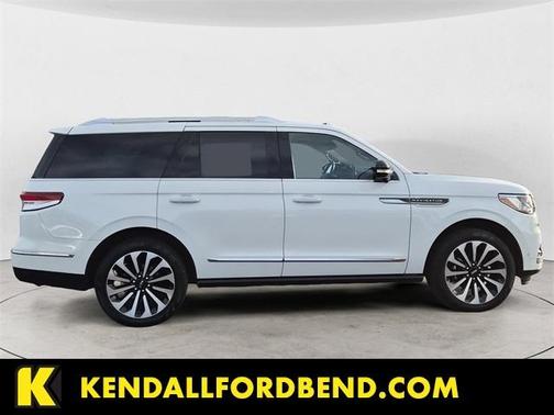 2023 Lincoln Navigator Reserve