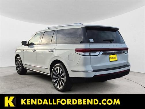 2023 Lincoln Navigator Reserve