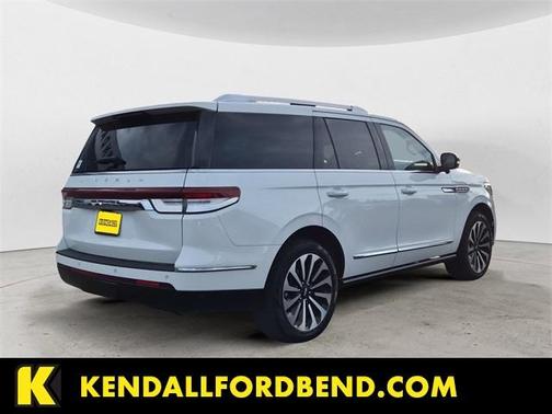 2023 Lincoln Navigator Reserve